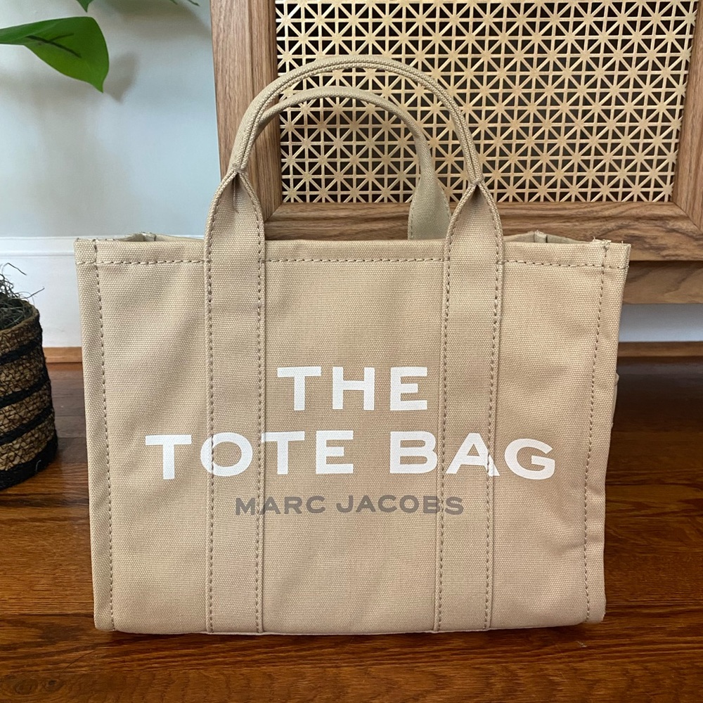 Marc Jacob’s The Tote Bag Mini - brand new